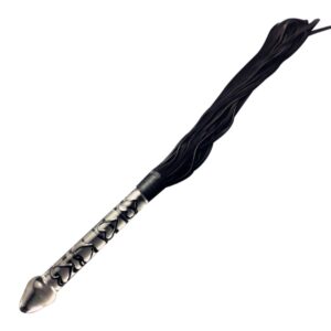 Lederpeitsche mit Glasdildo-