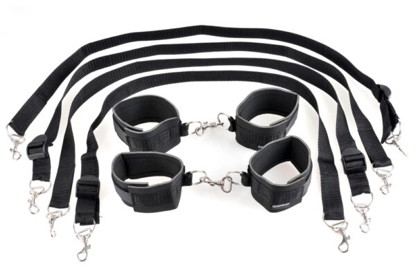 Cuff & Tether Bettfessel-Set mit 4 Seilen inkl. Karabinern Fetish Fantasy Series...-4024144557790